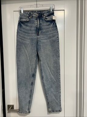 Divided High-Waist Women's Jeans - Light Wash Blue